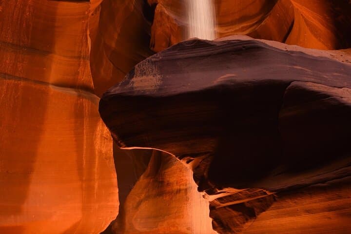 Upper Antelope Canyon Guided Tour — Page Navajo Slot Canyon Experience photo 3