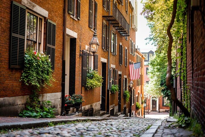 Exploring Boston’s Old Town: A Private Walking Tour Through Revolutionary History photo 4