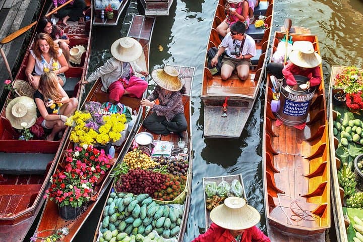 Maeklong Railway & Damnoen Saduak Floating Markets: Day Trip from Bangkok photo 1