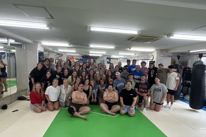 Hands-On Sumo Experience in Tokyo Shinjuku — Train with Real Wrestlers photo 4