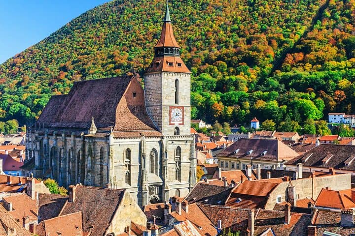 Transylvania Day Trip from Bucharest: Peleș, Bran & Brașov Premium Tour photo 2