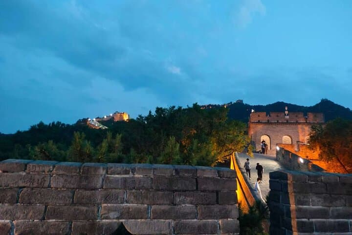 Badaling Great Wall Night Show: Illuminated Performances & Prebooked Tickets photo 6