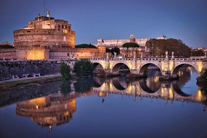 Castel Sant'Angelo Tour: Explore Rome's Fortress, Passetto di Borgo & Panoramic Terrace photo 6
