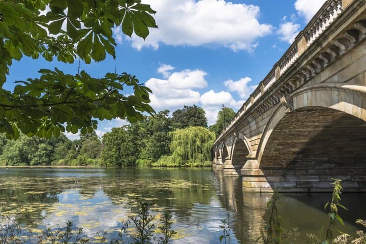 Hyde Park & Kensington Gardens Walking Tour: Historic Central London Stroll photo 3