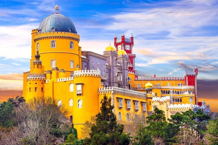 Private Sintra, Cascais & Cabo da Roca Day Trip from Lisbon