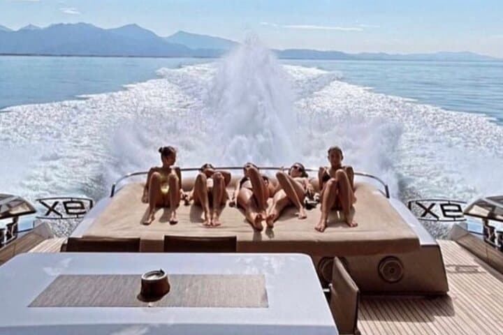 Tailored VIP Itinerary in Mykonos — Private Yacht, Beach Clubs & VIP Tables