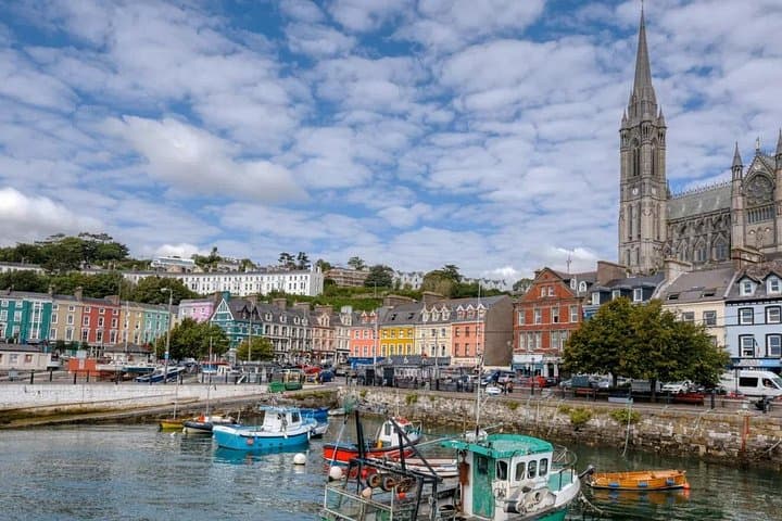 Private Luxury Day Tour from Cork: Blarney Castle, Cobh & Kinsale in One Day