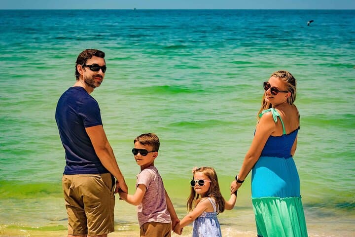 Clearwater Beach Portraits: 30-Minute Express Sunset Photoshoot
