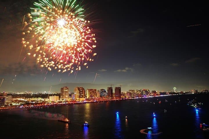 Fort Lauderdale 4th of July Fireworks Cruise Aboard the Sea Rocket photo 4