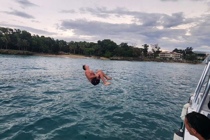 Puerto Plata Catamaran Party to Sosúa Bay — Snorkel, BBQ & Rum photo 6