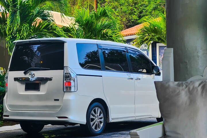 Secrets St Lucia Airport Transfer — Private Hewanorra Pickup to Your Resort photo 4