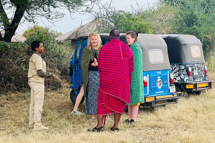 Lake Manyara Maasai Tribe Visit - Boma Experience & Traditional Tracking photo 6