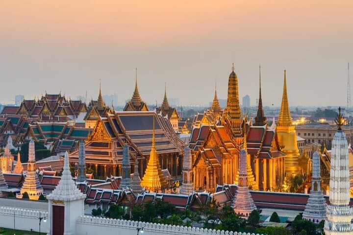 Neon Nights and River Breezes: Bangkok Chinatown Tuk-Tuk Food & Culture Tour photo 5