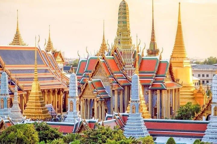 Royal Route Walking Tour — Wat Pho, Wat Arun & Grand Palace in Bangkok photo 4