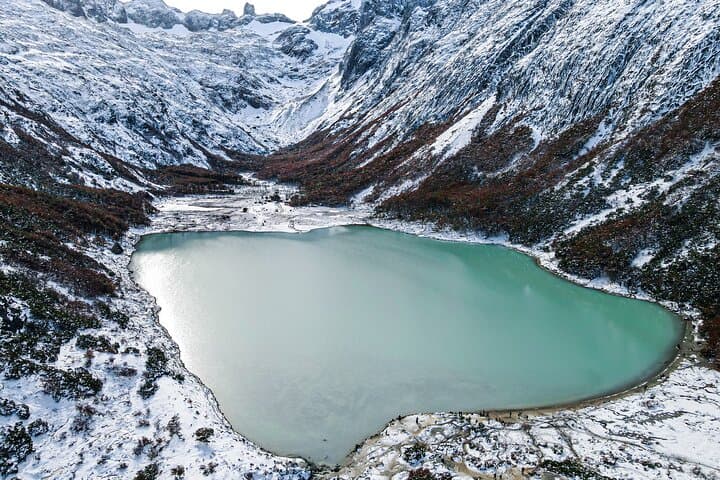 Trekking to Laguna Esmeralda: Emerald Lagoon Hike from Ushuaia