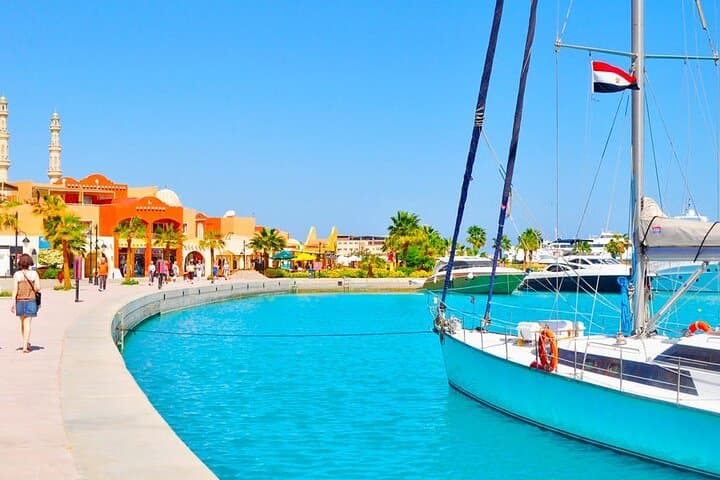 Private Hurghada City Tour — Grand Mosque, Marina & Local Bazaar photo 2