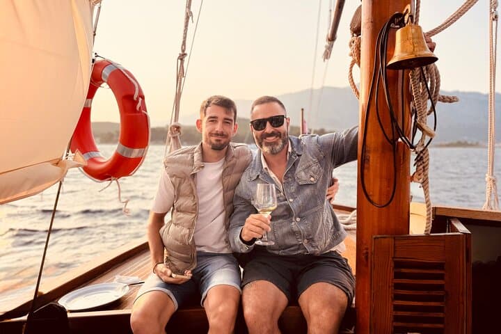 Half-Day Traditional Boat Tour Around Korčula & Badija photo 5