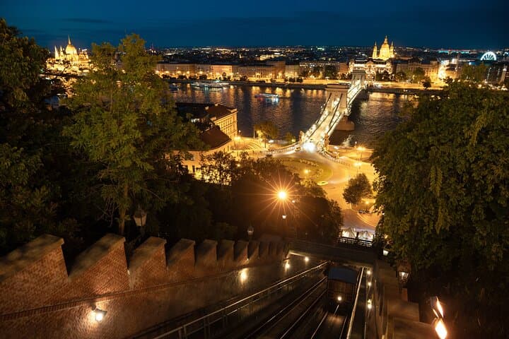 Budapest Sunset and Night Tour: City Lights, Stories & Danube Views photo 5