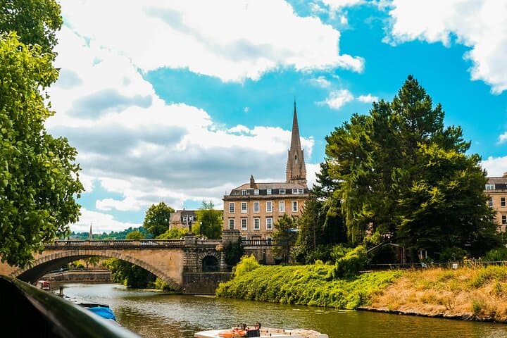 Private Transfer from London to Bath: Flexible Day Trip with Scenic Stops photo 2