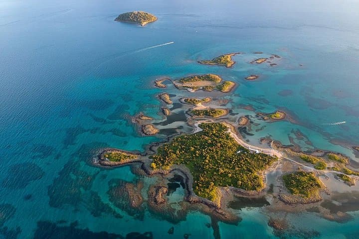 Day Trip to Lichadonisia Islets from Athens: Boat Cruise, Beaches & Thermal Spa