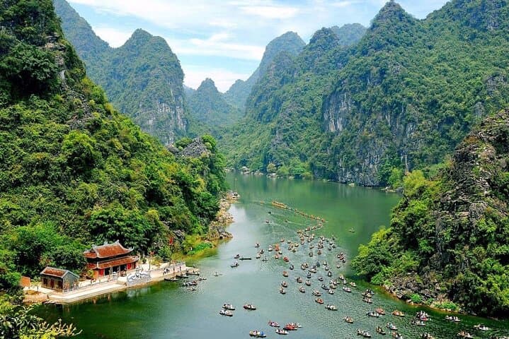 bai-dinh-trang-an-mua-cave-day-tour-from-hanoi photo 3