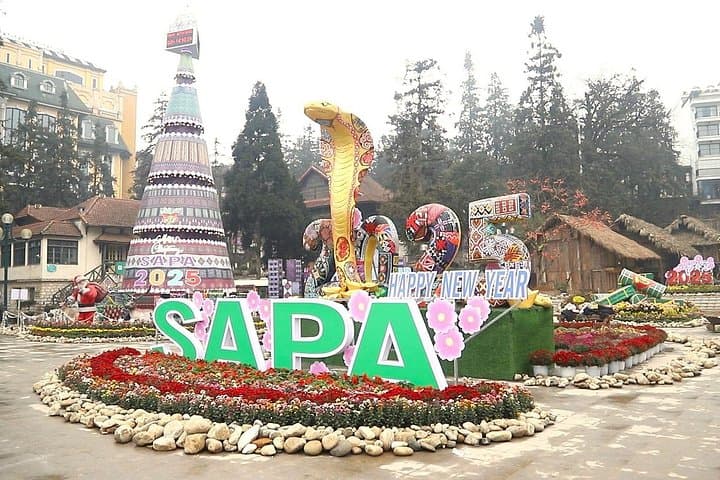 Sapa 3-Day Cultural Trek: Muong Hoa Valley, Black H’mong Villages & Fansipan Options photo 1