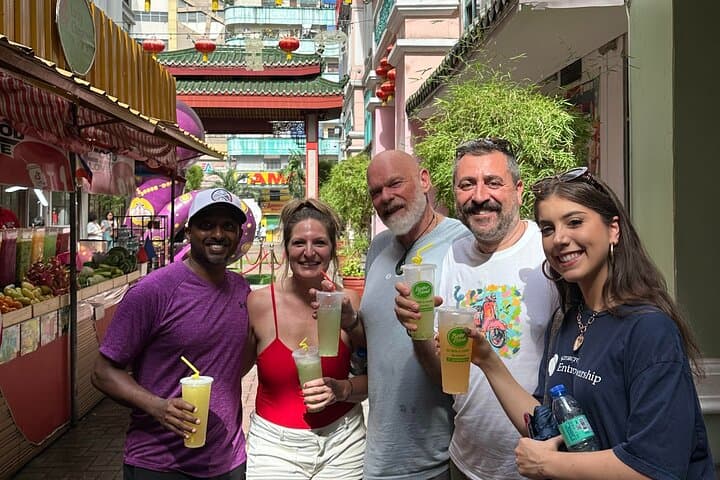 Manila Street Food Walking Tour — Tondo & Binondo Culinary Walk with Local Guide