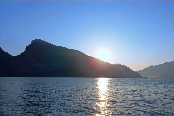 Sunrise Over Lake Thun: Private Dawn Tour from Interlaken & Spiez photo 2