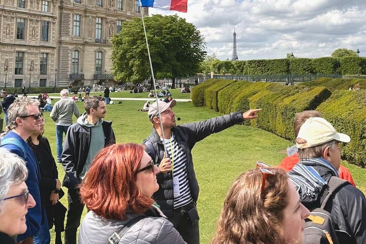 Essential Paris Walking Tour: Historic City Center and Île de la Cité Highlights photo 2