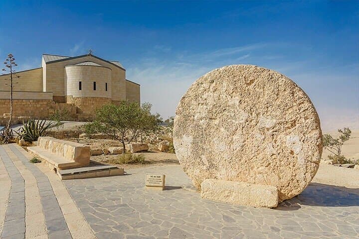 Best of Jordan 8-Night: Petra, Wadi Rum, Jerash, Aqaba & Dead Sea Itinerary photo 5