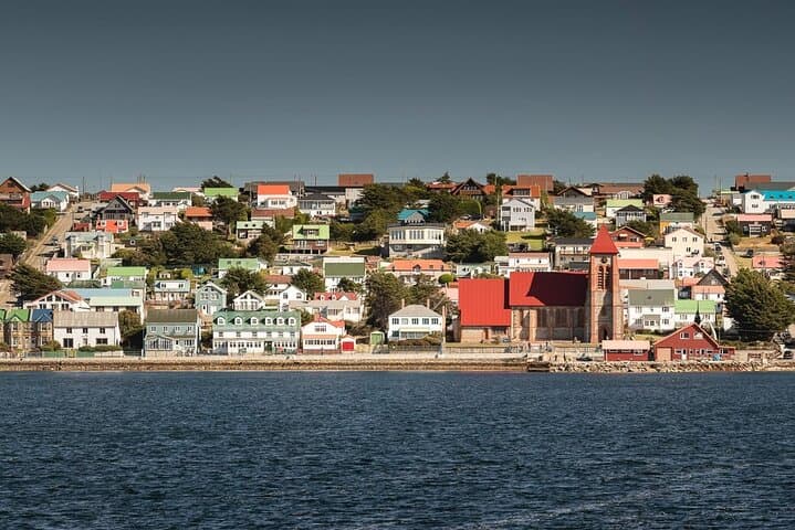 Shackleton Tour: Polar History and Wildlife of the Falkland Islands photo 3