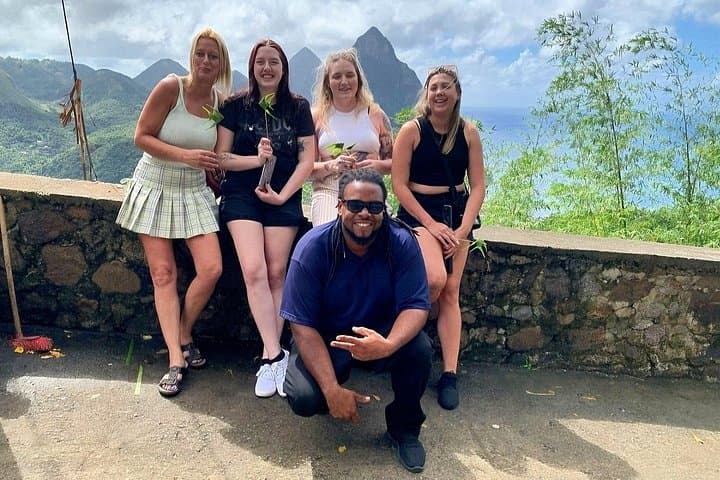 Hewanorra Airport to Hotel — Private Round-Trip Transfers in St. Lucia photo 4