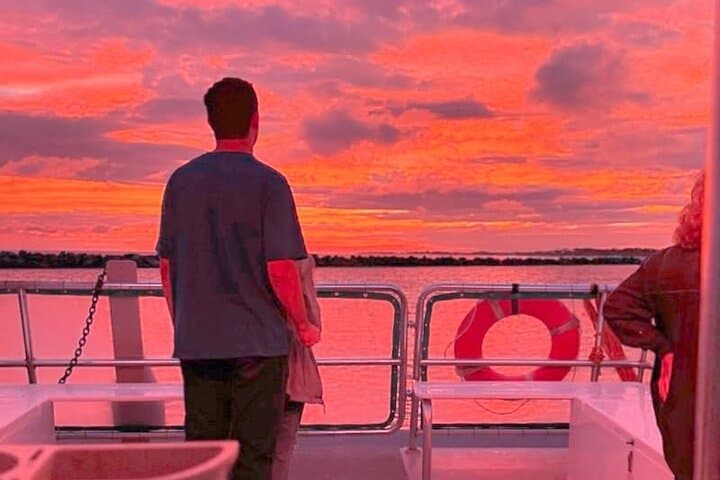 Destin Harbor Sunset Cruise: 2-Hour Choctawhatchee Bay Evening Cruise photo 3