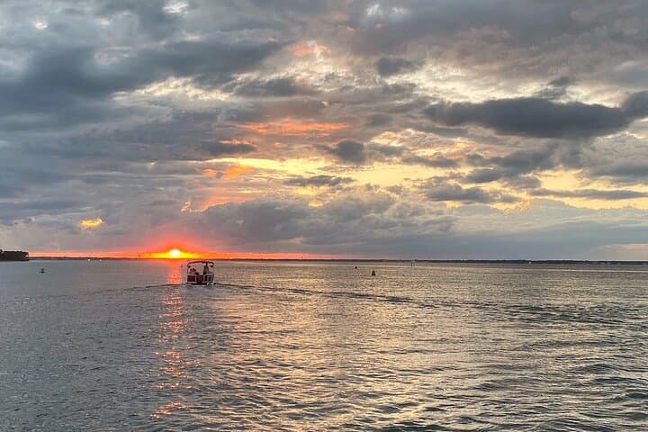 Destin Harbor Sunset Cruise: 2-Hour Choctawhatchee Bay Evening Cruise photo 5