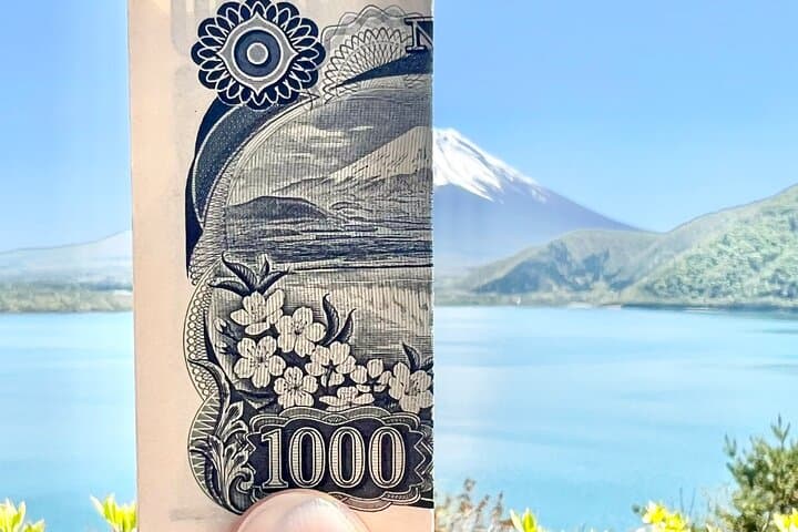 Private Mt Fuji Day Tour with Lake Motosu BBQ & Hidden Gems photo 3
