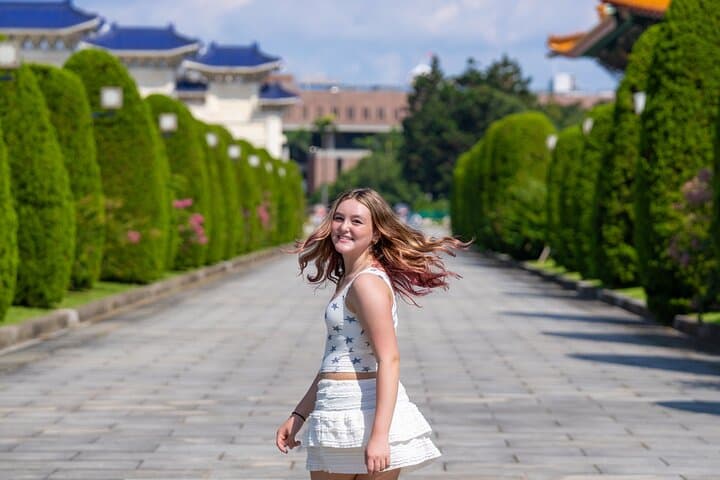 Taipei Private Photo Session: Capture CKS Memorial & Taipei 101 with a Local Photographer photo 6