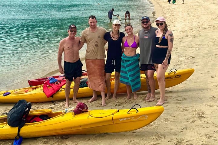 Half-Day Kayak Turtle Tour in Airlie Beach — Paddle 6km to See Marine Turtles photo 2