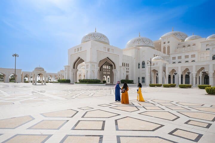 4-Day Abu Dhabi, Al Ain & Al Marmoom Desert Tour from Dubai photo 1