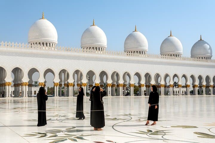 4-Day Abu Dhabi, Al Ain & Al Marmoom Desert Tour from Dubai photo 4