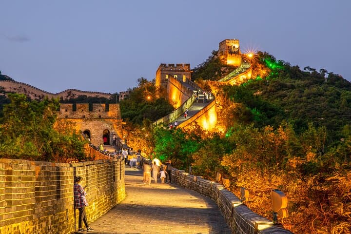 Badaling Great Wall Night Show: Illuminated Performances & Prebooked Tickets photo 2