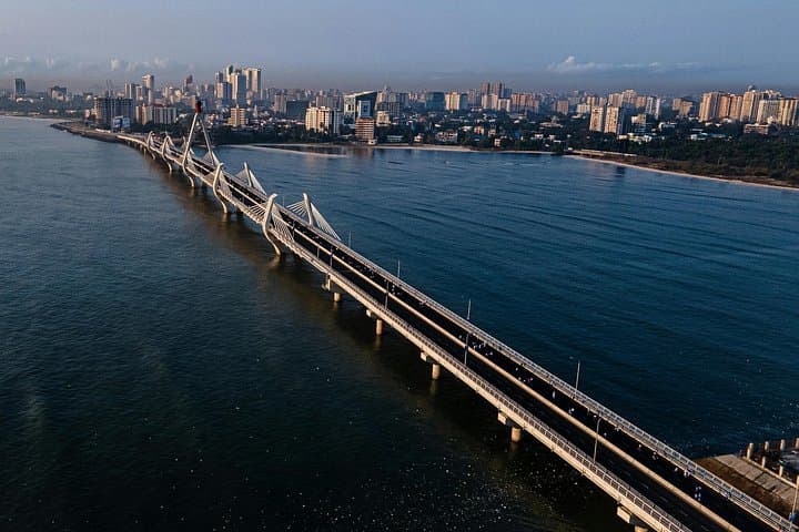 Dar es Salaam City Sightseeing: Kivukoni Fish Market, Azania Cathedral & Kariakoo