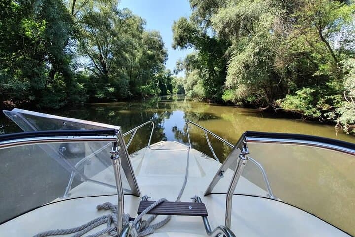 Danube Delta Boat Tour from Tulcea: Speedboat to Sulina, Mila 23 & Musura Bay photo 3