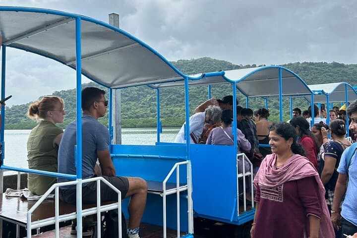 Elephanta Island Caves Guided Tour: Ferry Tickets, Trimurti & Practical Tips photo 4