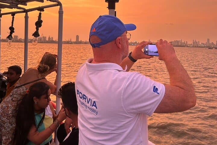 Elephanta Island Caves Guided Tour: Ferry Tickets, Trimurti & Practical Tips photo 5
