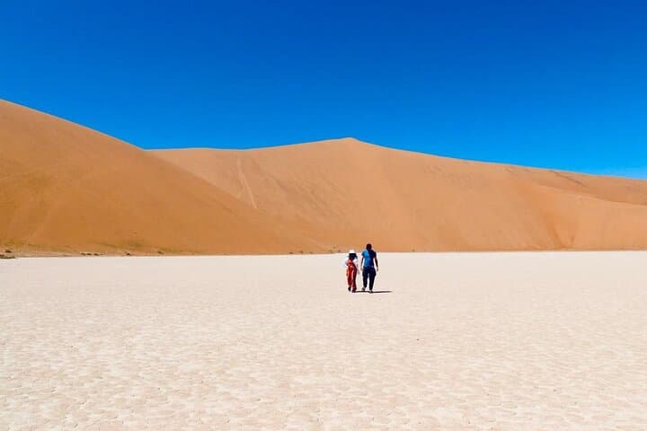 Private Sossusvlei 2-Day Tour — Sunrise Dunes, Dead Vlei & Sesriem Canyon photo 3