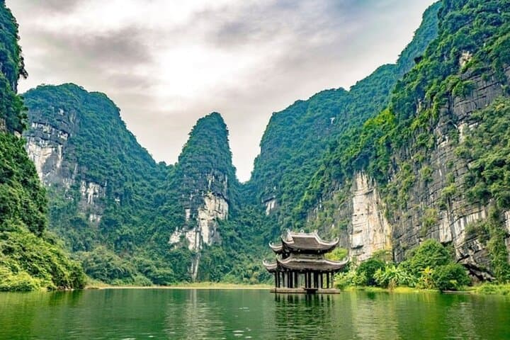 Ninh Binh Heritage Day Trip: Hoa Lu, Trang An & Mua Cave from Hanoi photo 3