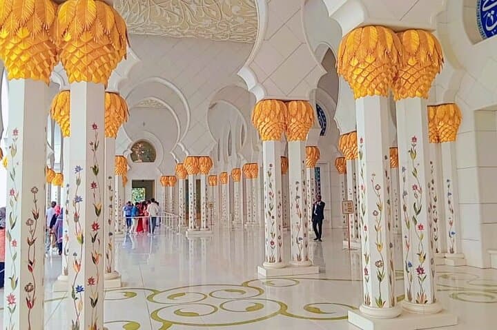 Abu Dhabi Full Day Sightseeing: Grand Mosque, Corniche & Cultural Highlights photo 4