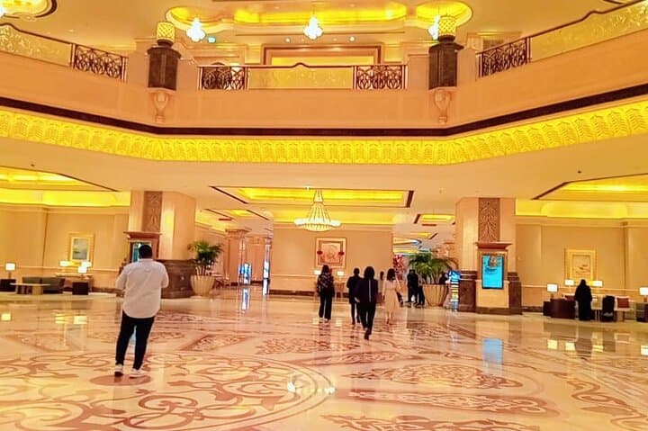 Abu Dhabi City Tour from Dubai — Full-Day Sightseeing & Sheikh Zayed Mosque Visit photo 6