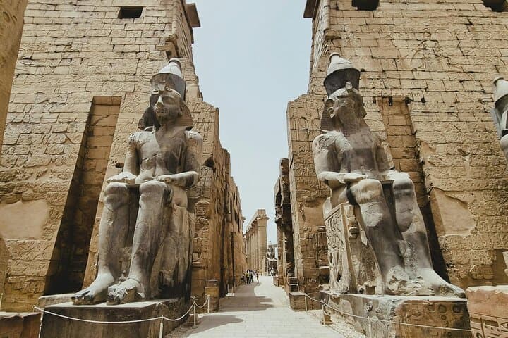 Hurghada to Luxor: Full-Day Private Tour to Valley of the Kings, Hatshepsut & Karnak