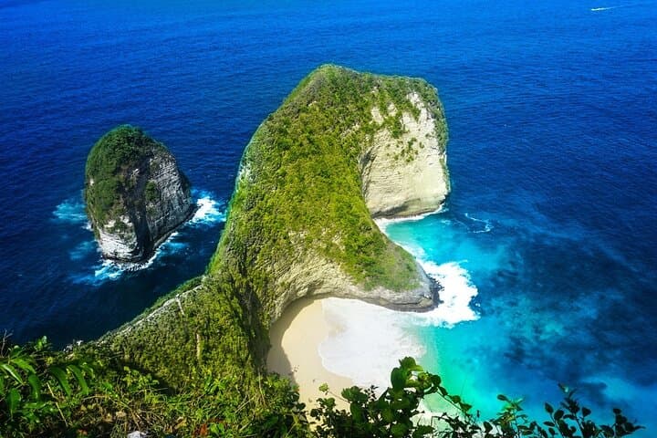 All-Inclusive Nusa Penida Tour — Kelingking, Broken Beach & Crystal Bay in One Day